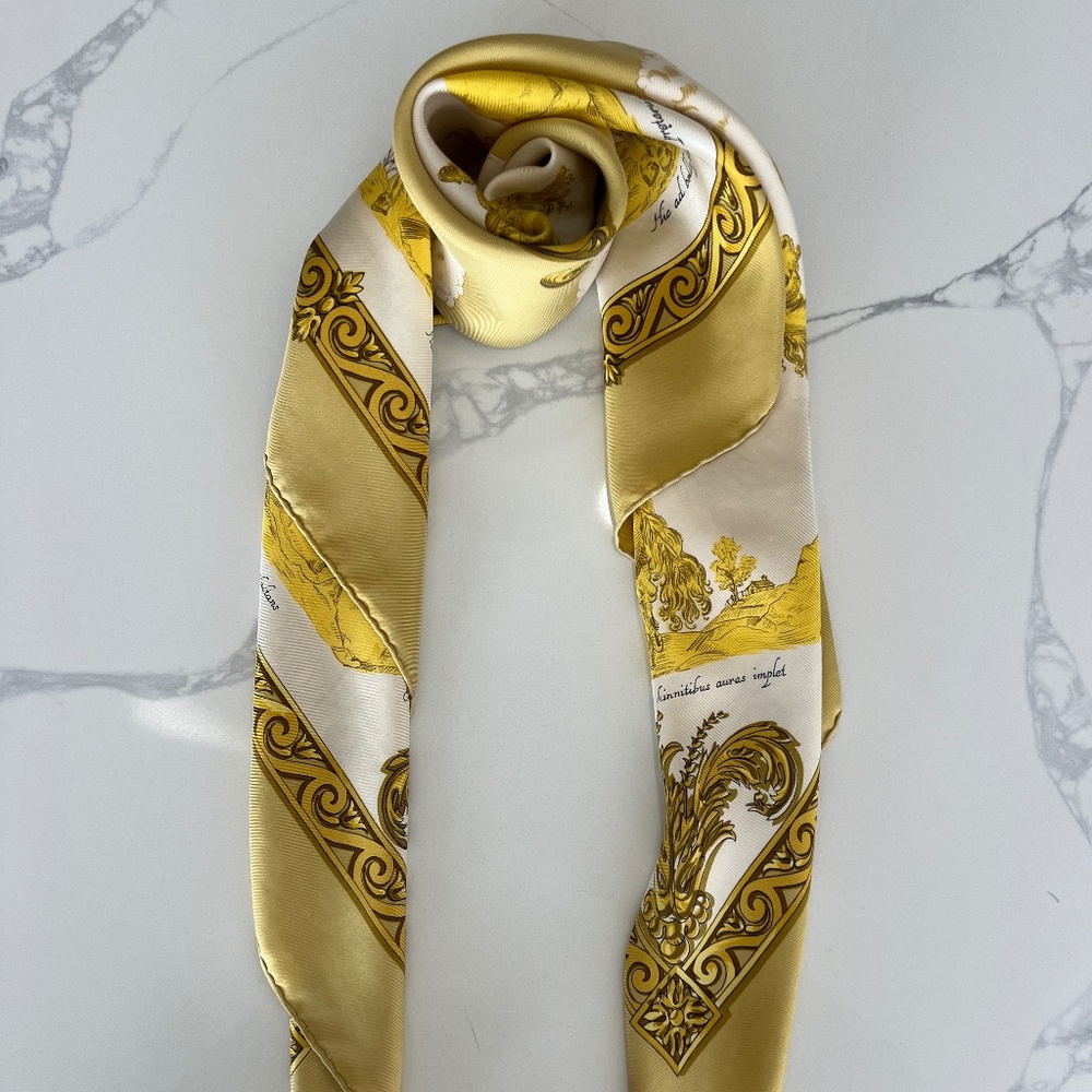 Hermes Vintage 90cm Scarf - Courbettes et Cabrioles - Picture 2 of 10